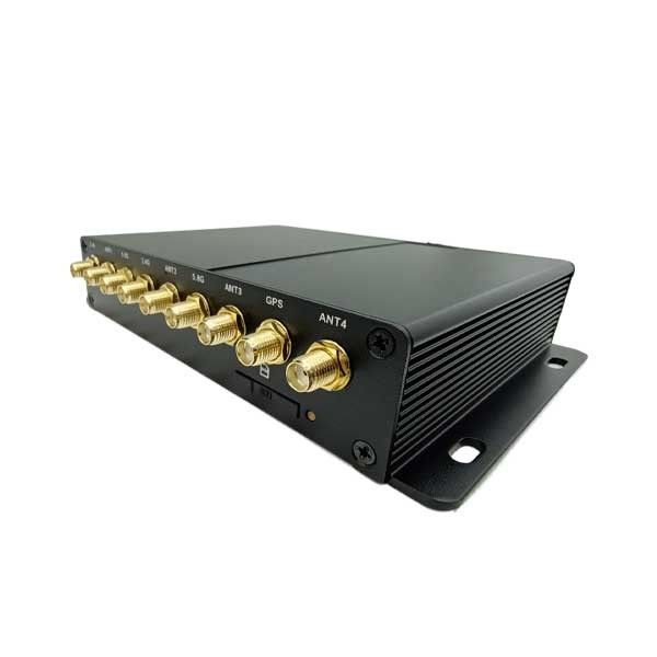 Gigabit Dual Band 5G Industrial Router 12V DC Power 1800Mbps 5g Router